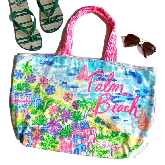 Lilly Pulitzer Handbags - Lilly Pulitzer Destination Tote